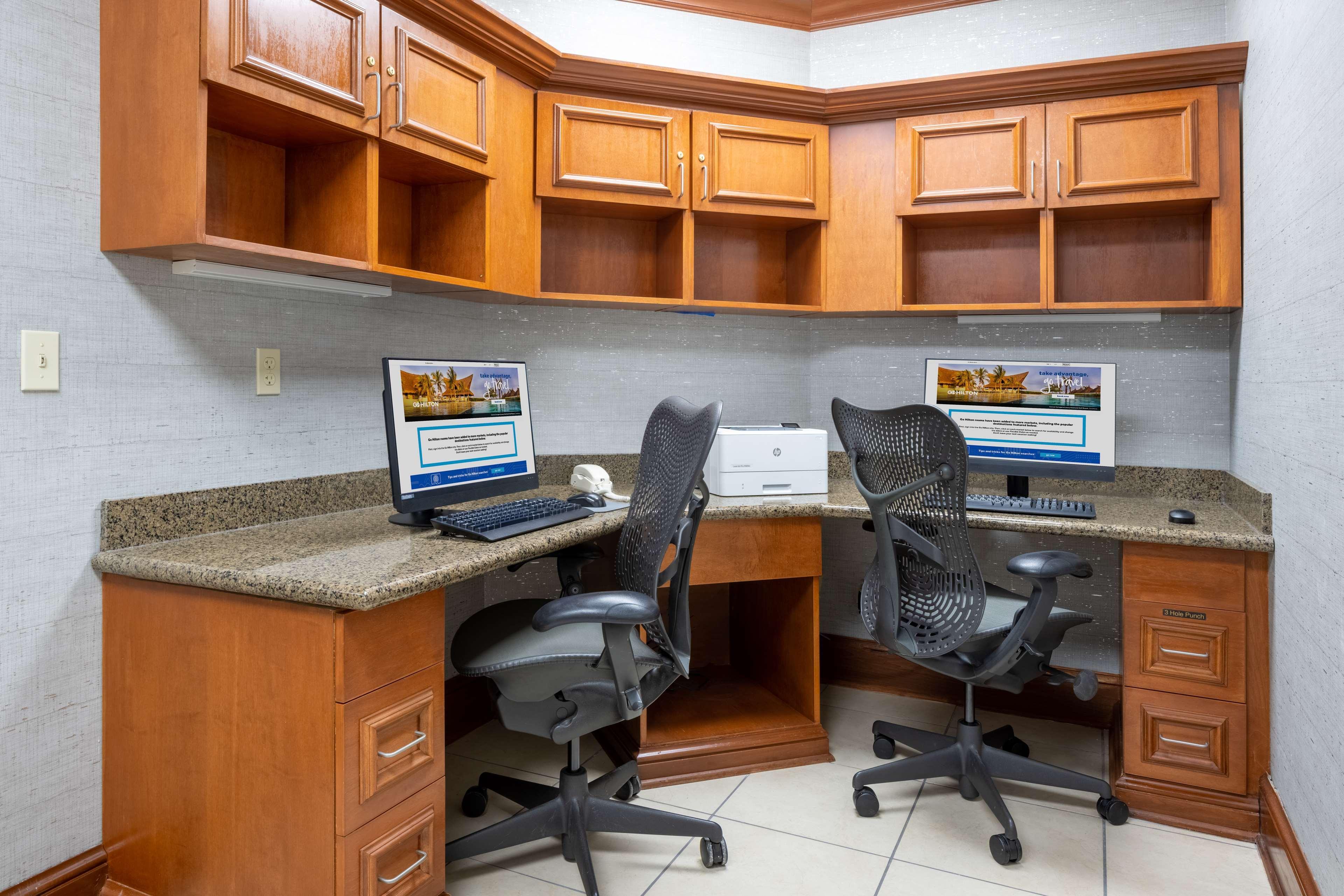 Hilton Garden Inn Mystic/Groton Dış mekan fotoğraf